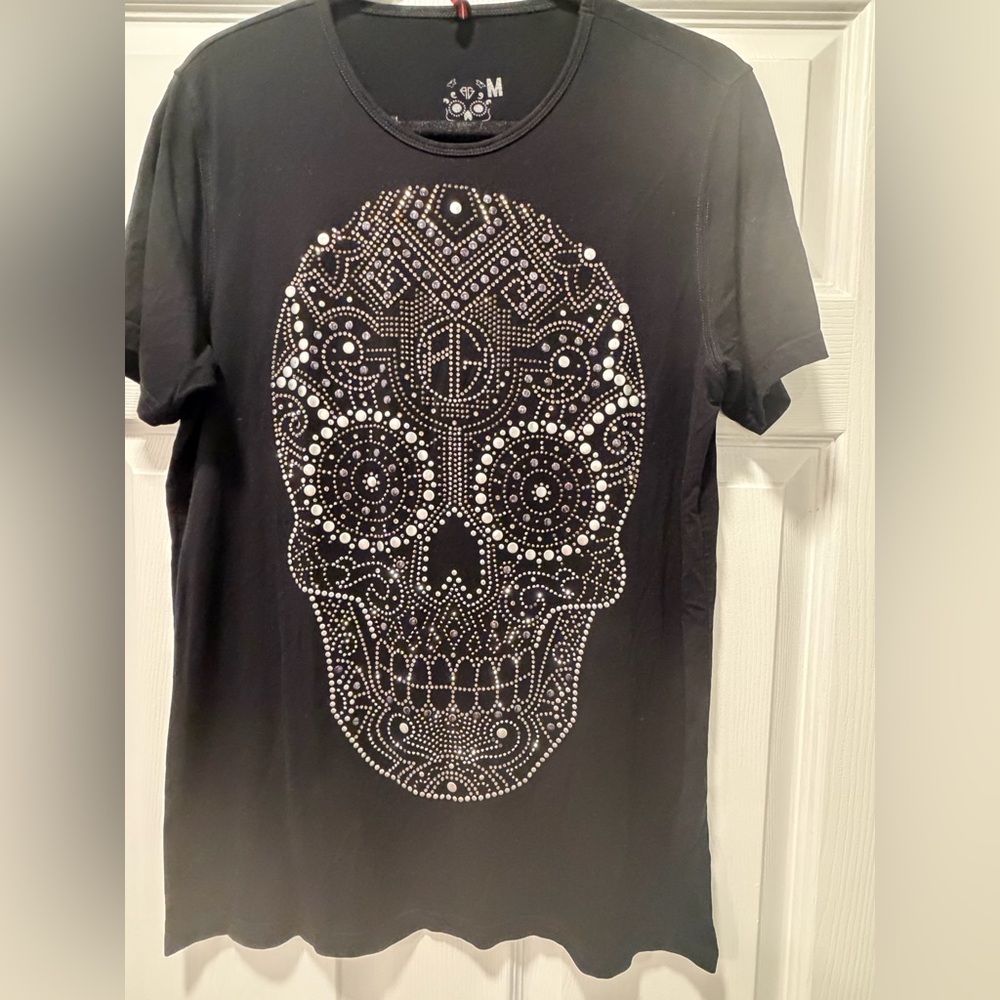 Black Skull Graphic Tee